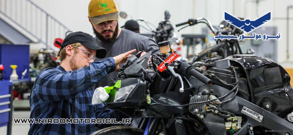 تعمیر موتور سیکلت در نیرو موتور سیسیل